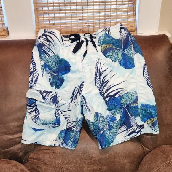 O'Neill Other - O'Neill Men Boardshorts size 34